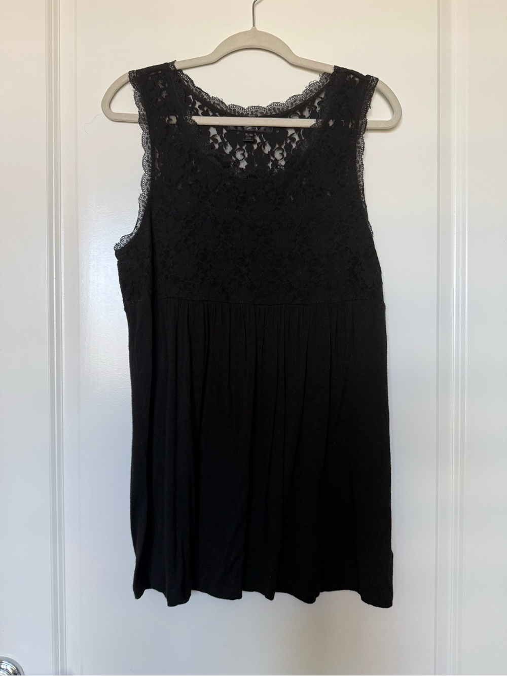 City Streets Black Lace Yoke Sleeveless Tunic Top